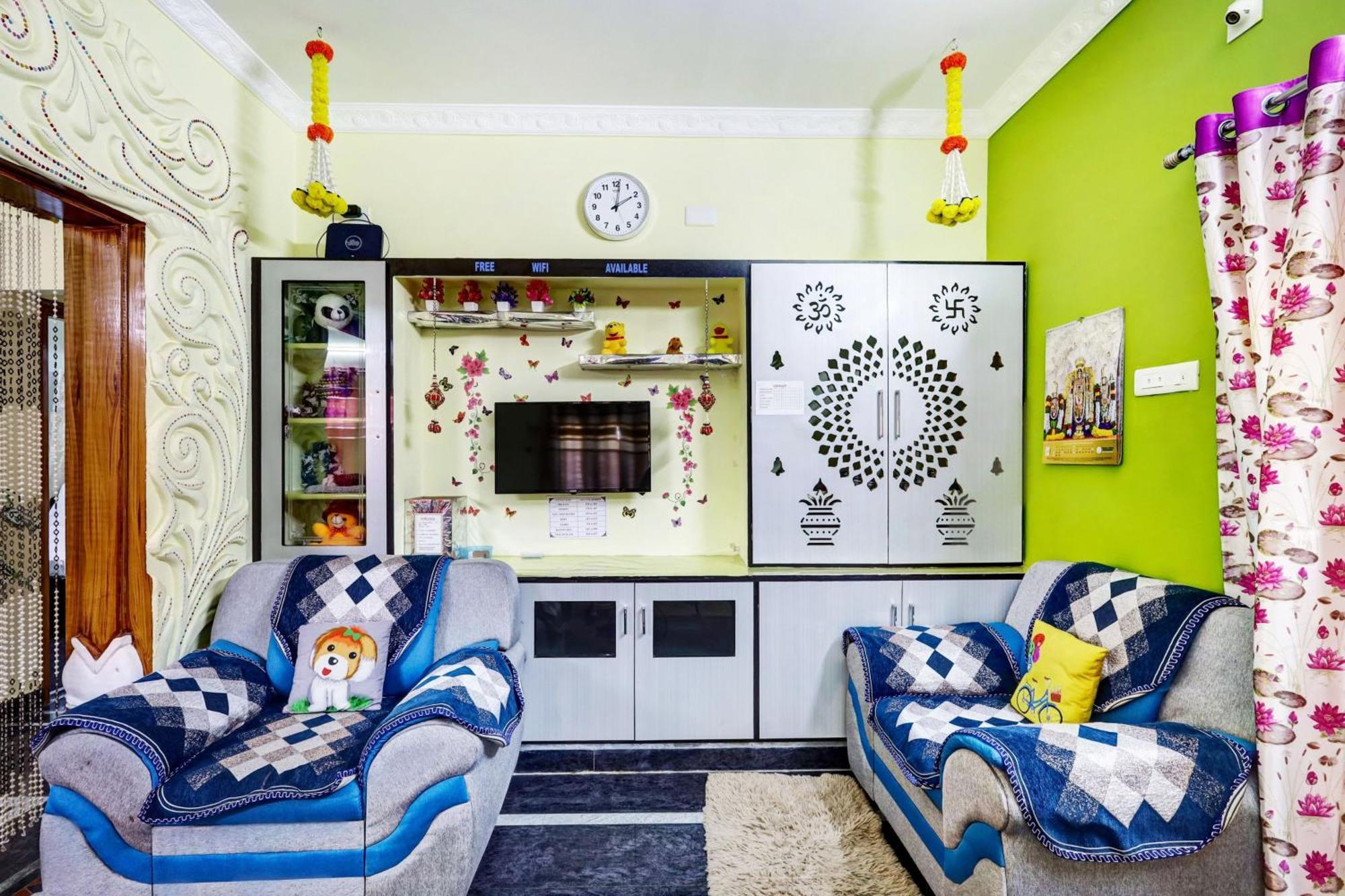 Sri Sakthi Home Stay - Beyond The Expectations- 10 To 15 Minutes Drive From Railway Station And Bus Station 蒂鲁帕蒂 外观 照片