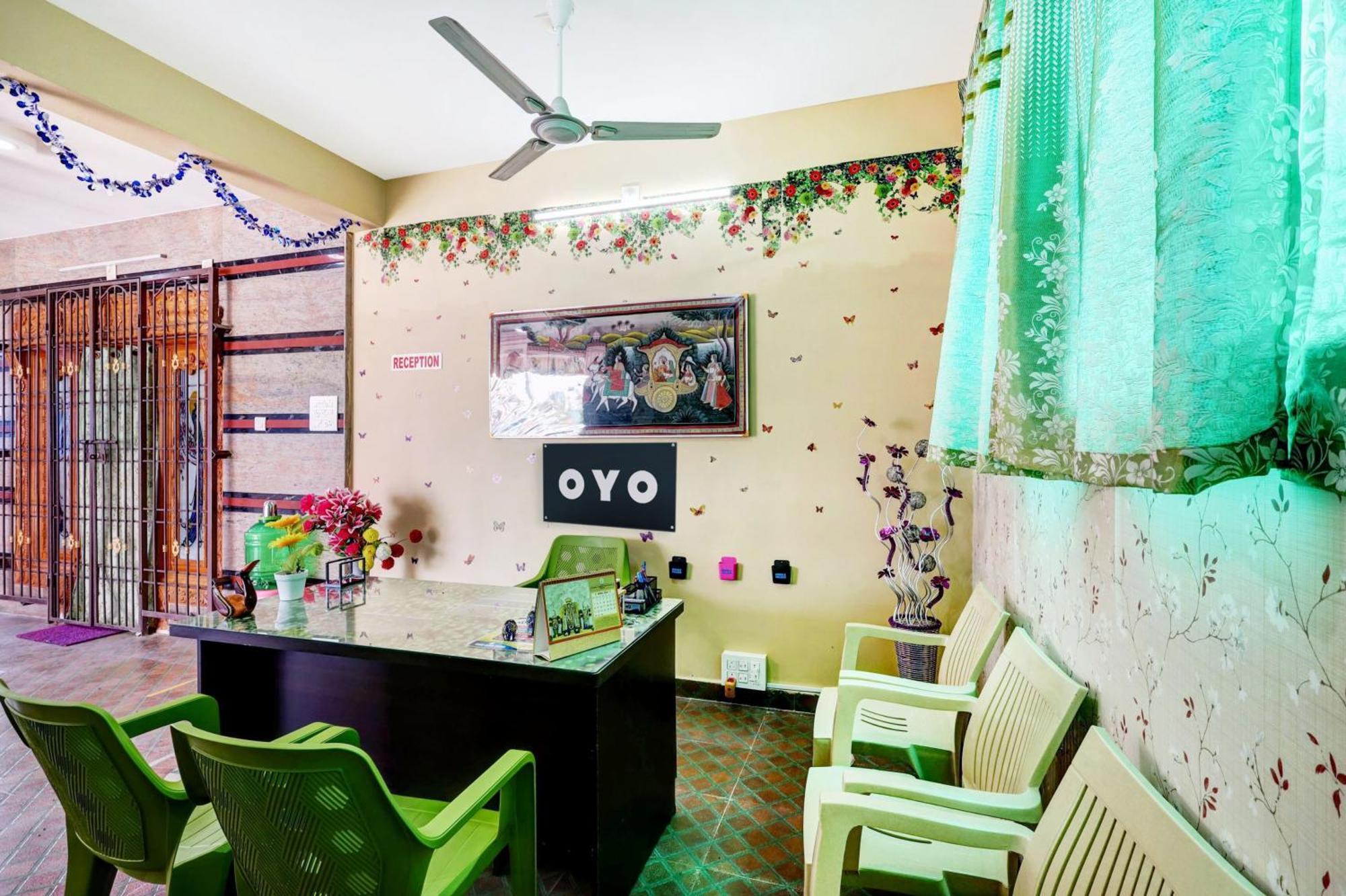 Sri Sakthi Home Stay - Beyond The Expectations- 10 To 15 Minutes Drive From Railway Station And Bus Station 蒂鲁帕蒂 外观 照片